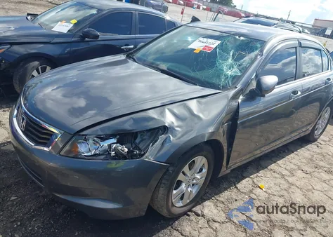 2010 Honda Accord 2.4 Lx from USA, damaged, VIN 1HGCP2F32AA082297